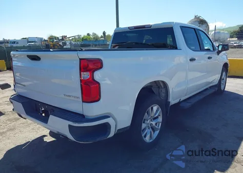 2019 Chevrolet Silverado C1500 Custom z USA, uszkodzony, nr VIN 1GCPWBEF2KZ349181